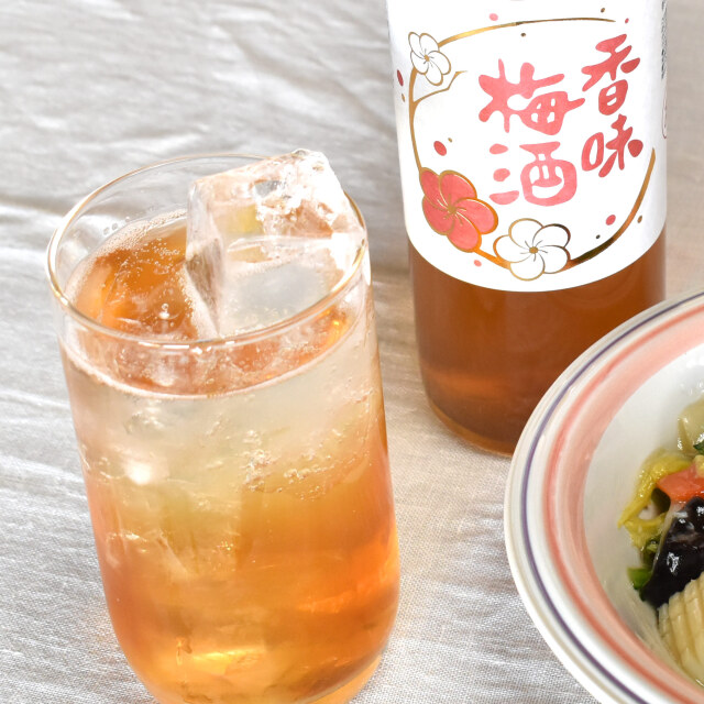 自然な梅の酸味と紫蘇の香りを楽しめる「香味梅酒」