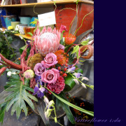 開店祝い　花　アレンジメント　二子玉川の花屋　ネイティブフラワーイーダ