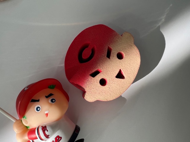 カープパフ　フェイス