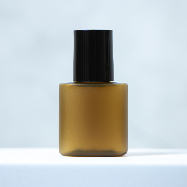 遮光ミニプラボトル容器 10ml （茶）
