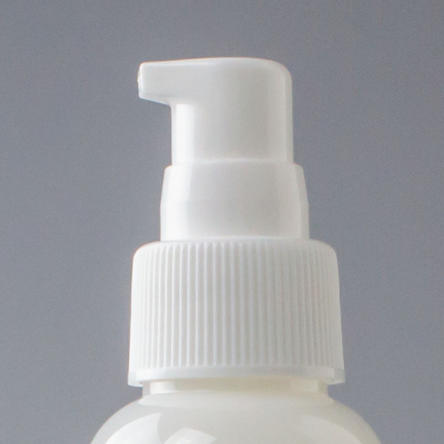 乳白半透明 ポンプ容器 100mL 肩丸ボトル