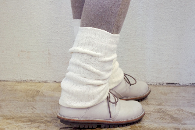 レッグウォーマー絹紡糸