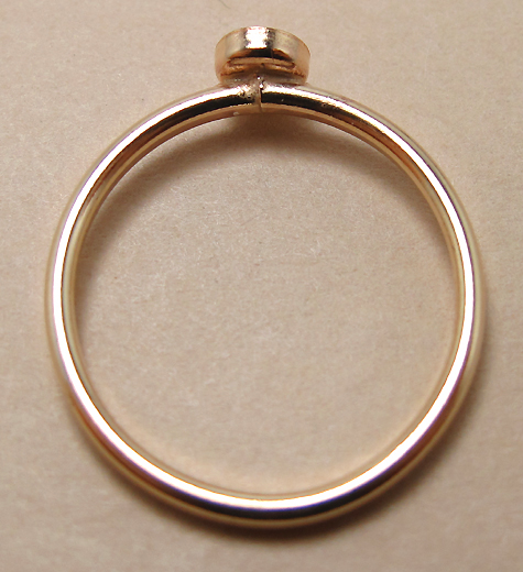 ゴールドフィルドリング・指輪パーツ（ラウンド・4mm）「14kgf」（1個）