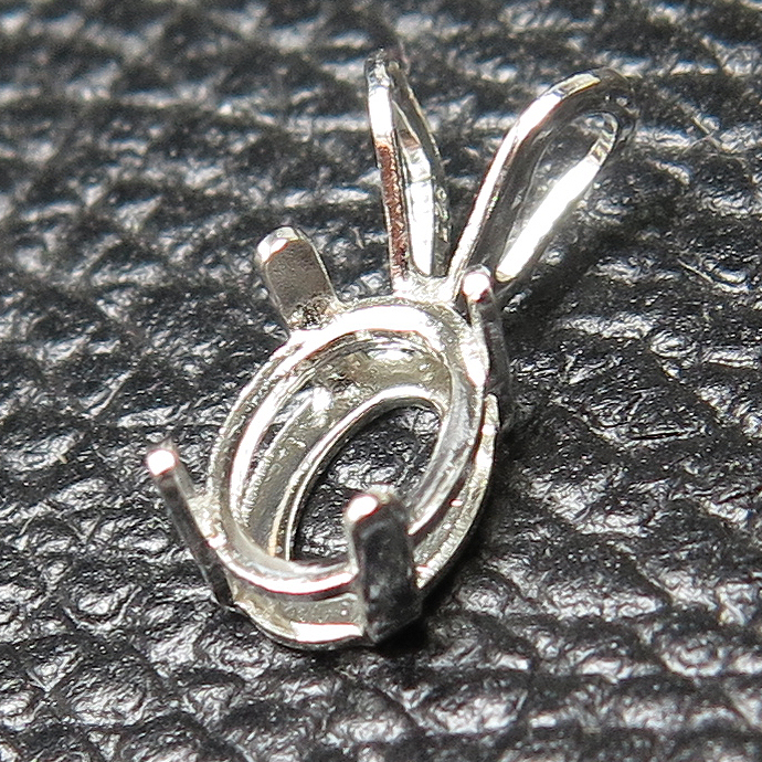 シルバーペンダント石枠 空枠 4本爪（オーバル 6×4mm）SV925（50個）