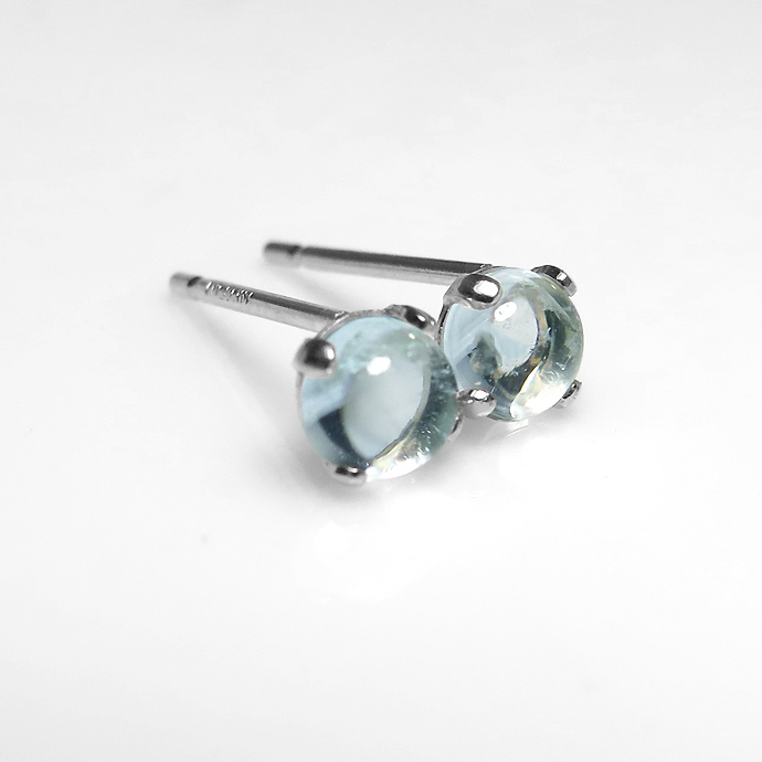 アクアマリン ピアス シルバー SV925 天然石＜3月誕生石＞ 4mm カボション（1ペア）
