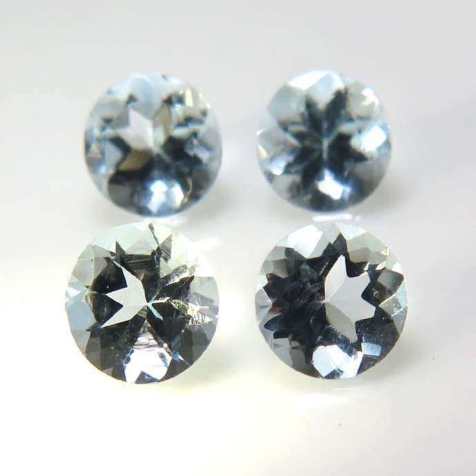 天然石ルース（裸石）アクアマリン（ブラジル/サンタマリア・デ・イタビラ鉱山/非加熱）ラウンド【4mm】ファセットカット（10個）
