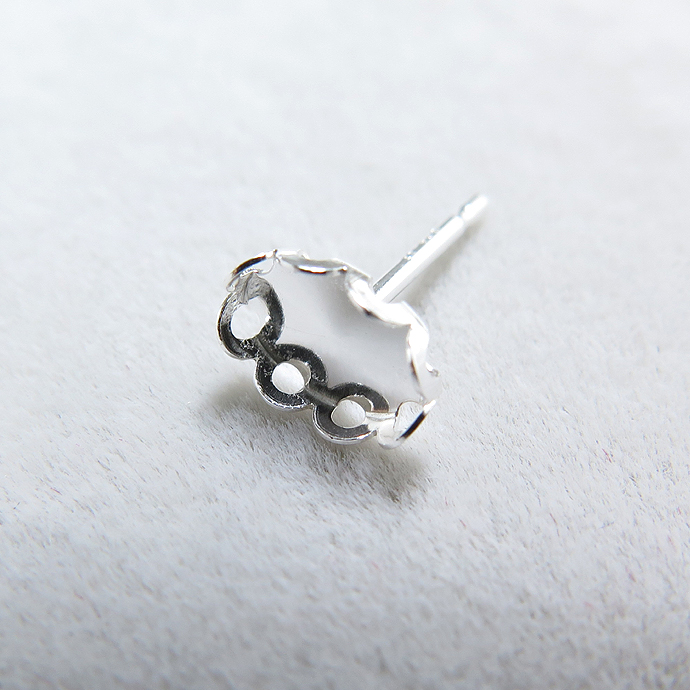 SV925シルバーパーツ/ピアス空枠・ベゼルカボションポストピアス（オーバル6×4mm）（10ペア）