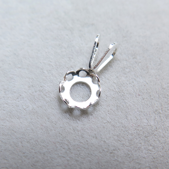SV925シルバーパーツ/カボションベゼルペンダントトップ空枠（ラウンド5mm）（8個）