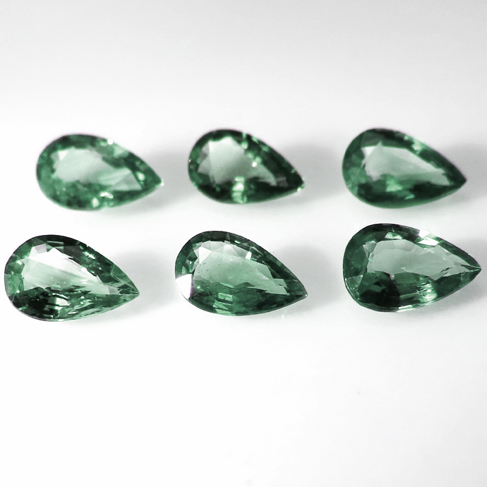 サファイア（ブルーグリーン） ルース  天然石 マダガスカル産 ペアシェイプ 5×3mm ファセットカット（10個）