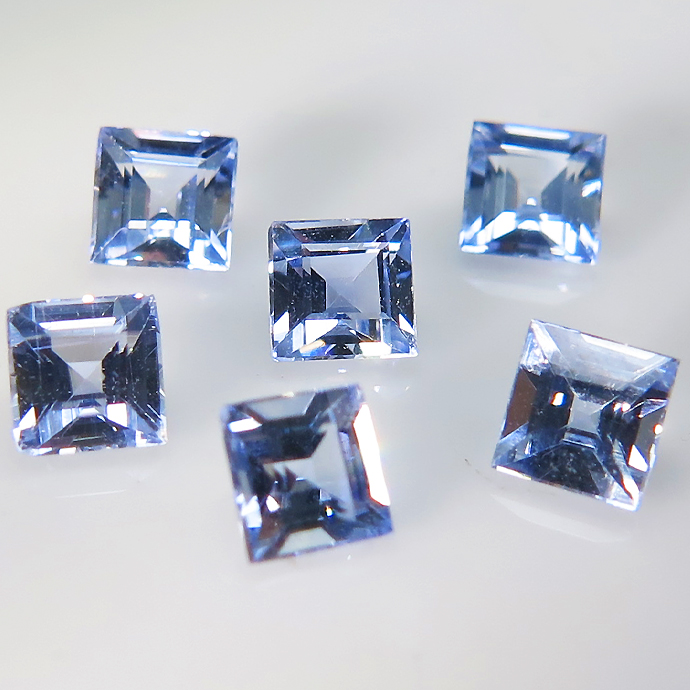 ブルーサファイア 天然石ルース（セイロン・スリランカ産 加熱）スクエアカット【3mm】1個