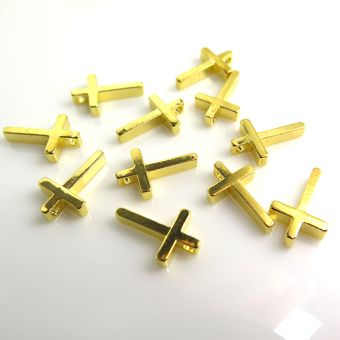 クロスチャーム アクセサリーパーツ（真鍮ブラス・ゴールドカラー）13mm×8mm （50個）