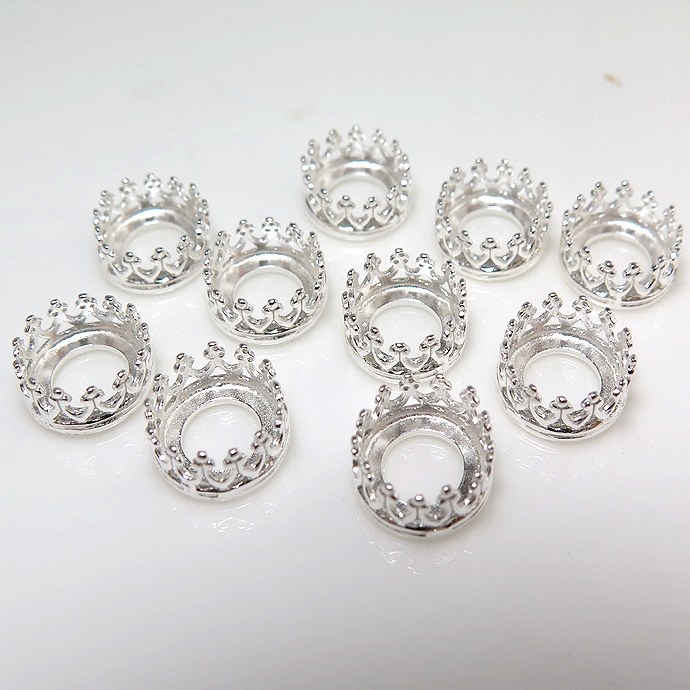 ベゼル空枠クラウン（ベゼルセッティング/カボション用）（ラウンド8mm）（真鍮ブラス・シルバーカラー）（6個）