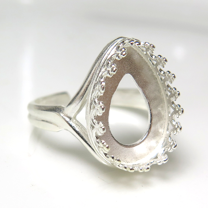 指輪リング空枠クラウン（ベゼルセッティング/カボション用）（ペア14×10mm）（真鍮ブラス・シルバープレーテッド）（25個）