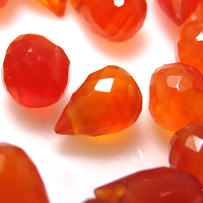 カーネリアン 天然石ビーズ ブリオレット ルース 【ティアドロップカット 7×5mm 横穴 しずく】 （10個）