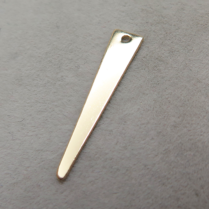 14kgfチャーム（スパイク）【42×5.6mm】「ゴールドフィルド」（10個）