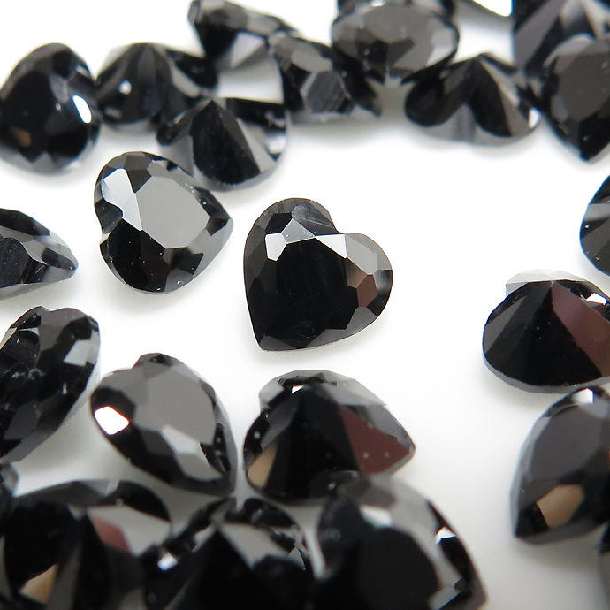 キュービックジルコニアcz【AAA】・ルース（裸石）・/ハート（ブラック）【6×6mm】ファセットカット（250個）