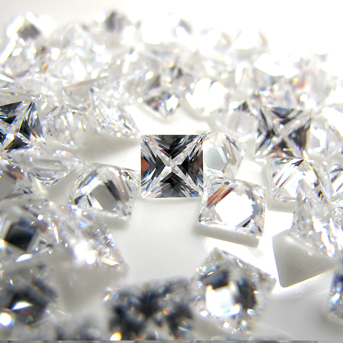 キュービックジルコニアcz【AAA】・ルース（裸石）・/スクエア・プリンセンスカット【4×4mm】ファセットカット（1000個）