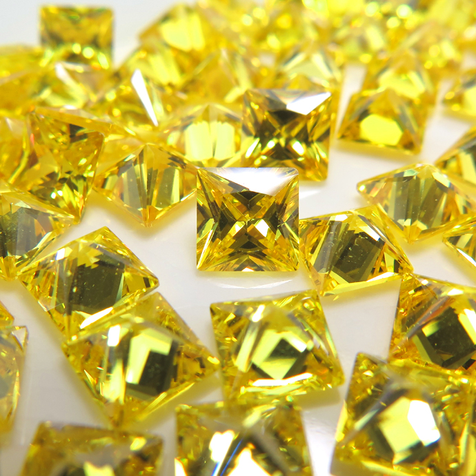 キュービックジルコニアcz【AAA】・ルース（裸石）【イエローゴールド】/スクエア【5×5mm】ファセットカット（250個）
