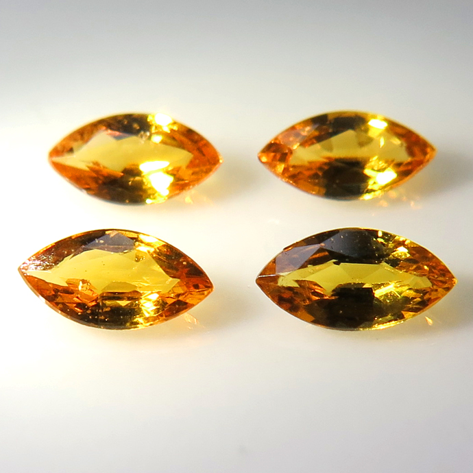 ゴールデンイエローサファイア（セイロン・スリランカ産/加熱処理）マーキスカット【5×2.5mm】（3個）