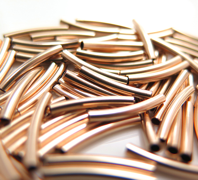 14kgf（ローズゴールドフィルド）・チューブ（プレーン/カーブ）（1.5mm×25mm）（50個）