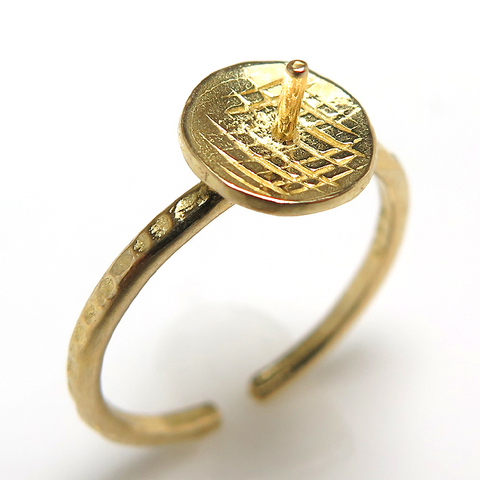 指輪リング台/ハンマード 突き刺し パールカップ（丸皿8mm）（真鍮ブラス・ゴールドカラー）（50個）