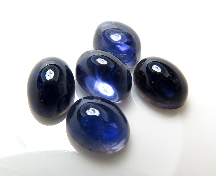 天然石ルース（裸石）・アイオライト/カボション（オーバル）【6×4mm】（25個）