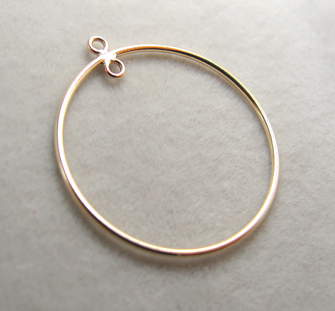 ゴールドフィルド・シャンデリア（ラウンド/プレーン）21mm 「14kgf」（10個）