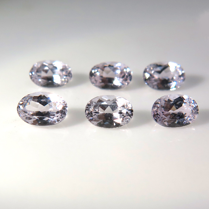 クンツァイト 天然石ルース （非加熱・ブラジル産） オーバル【6×4mm】ファセットカット（1個）
