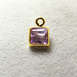 ゴールドフィルド・チャーム/天然石チャームアメジスト（スクエア4mm