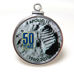 アポロ11号 APOLLO 月面着陸 50周年記念 コインペンダント・アメリカ クオーター（25セント）バチカン付「シルバーSV925」（【E】1個）