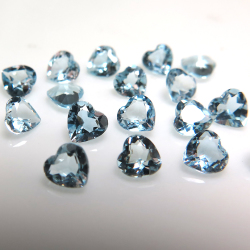 アクアマリン ルース 天然石 （ブラジル サンタマリア・デ・イタビラ）（非加熱）ハート【4mm】ファセットカット（1個）
