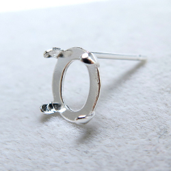 SV925シルバーパーツ/ピアス空枠・カボションポストピアス（オーバル8×6mm）（50ペア）