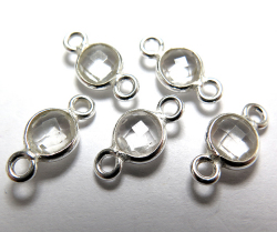 SV925/コネクター/天然石クリアクオーツ/ラウンド 6mm（ベゼルセッティング）（25個）