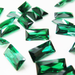 キュービックジルコニア cz グリーン【AAA】ルース・バゲット【10×5mm】ファセットカット（50個）