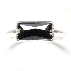 CZ リング 指輪 ブラック キュービックジルコニア （バゲット 10×5mm）（真鍮ブラス・シルバーカラー）
