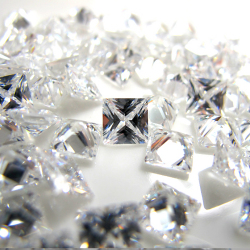 キュービックジルコニアcz【AAA】・ルース（裸石）・/スクエア・プリンセンスカット【4×4mm】ファセットカット（1000個）