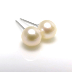 14Kホワイトゴールド・淡水パールピアス・淡水真珠（ホワイト系）/（ラウンド5.5～6mm）「K14（14金）」（5ペア）