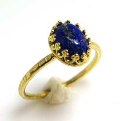 ラピスラズリ＜12月誕生石＞天然石・指輪ハンマードリング（カボションオーバル・8×6mm）（真鍮ブラス・ゴールドカラー）（1個）
