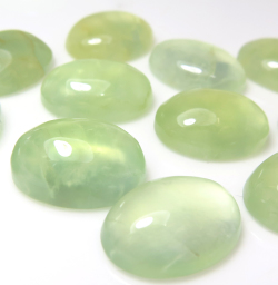 プレナイト 天然石ルース カボション（オーバル）【18×13mm】（10個）