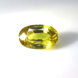 スフェーン 天然石ルース 裸石 ロシア産/非加熱 オーバル【8.0×4.9×3.5mm】ファセットカット（1個）