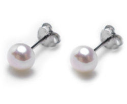 淡水パールピアス 真珠 シルバーSV925（ホワイト系）（ボタン6～6.5mm） キャッチ付（1ペア）