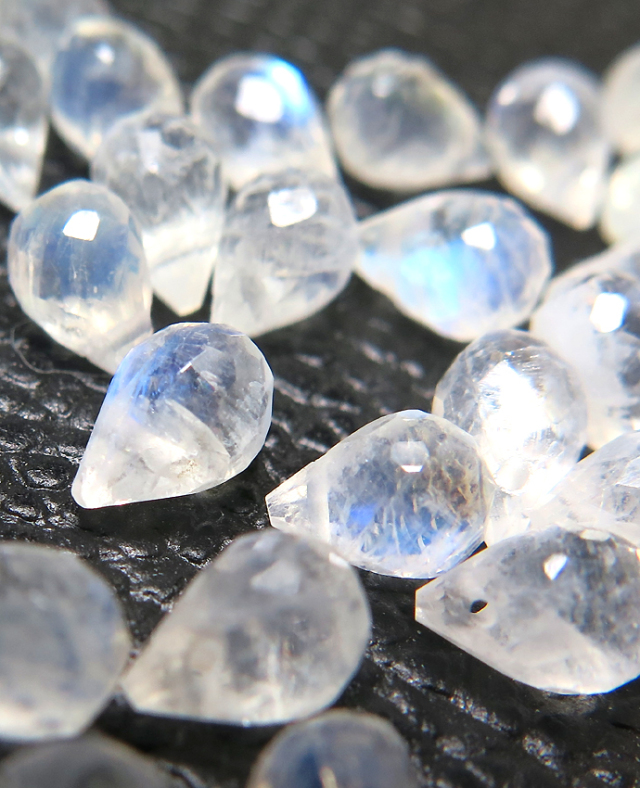 ロンドンブルートパーズ 天然石ビーズ ブリオレット ルース 【ティア