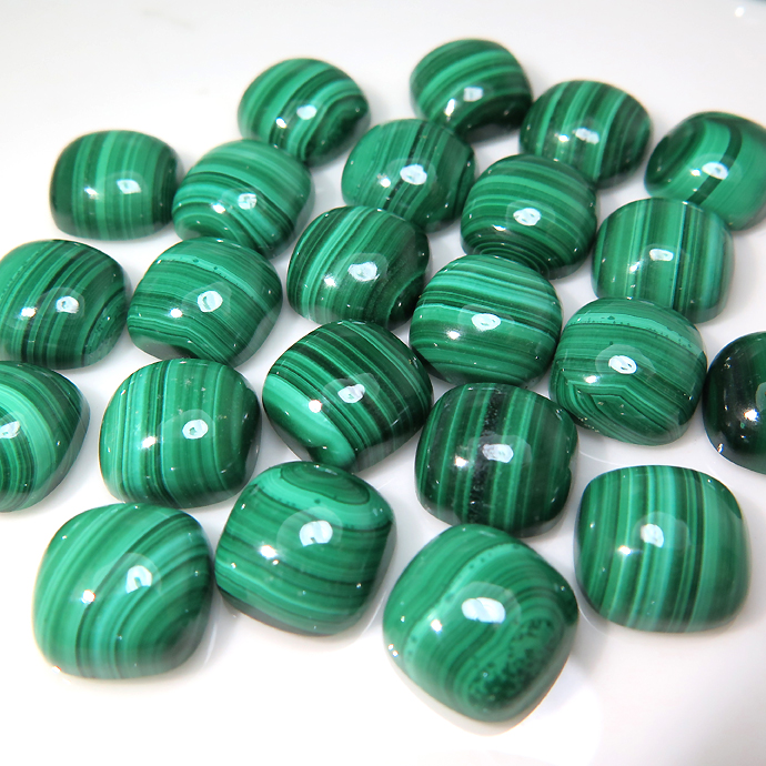 マラカイト ルース 天然石 スクエアクッション カット【10mm】（25個）