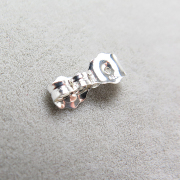 シルバーSV925パーツ/ピアスキャッチ（4.3mm×5.1mm）（14個）