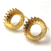 ピアス 空枠 ラウンド クラウン（ベゼルセッティング/カボション）10mm（真鍮ブラス・ゴールドカラー）2ペア