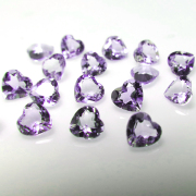 アメジスト/ハート 天然石ルース（ブラジル） 【4mm】ファセットカット（20個）