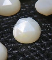 マザーオブパール ルース ローズカット カボションカット（ラウンド）【5mm】（8個）
