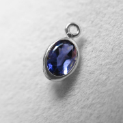 アイオライト 天然石 チャーム ペンダント＜3月・9月誕生石＞（オーバル6×4mm）ベゼル シルバーSV925（1個）