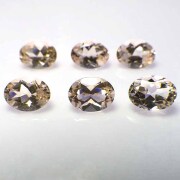 モルガナイト（ピンクベリル）ピーチカラー（ブラジル産/非加熱）オーバルファセットカット【6×4mm】（1個）