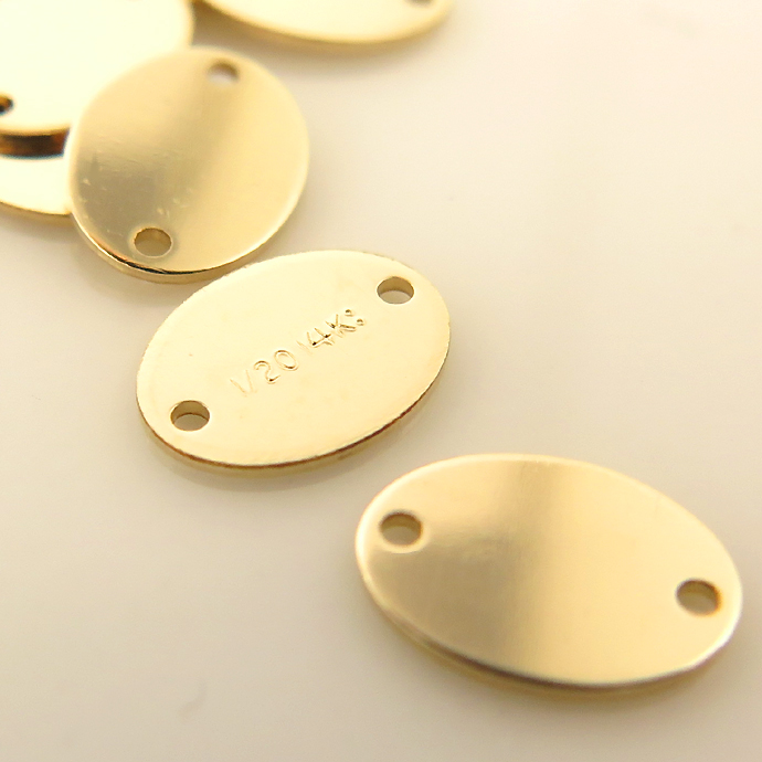 板カン/タグ 14kgfパーツ 刻印 ゴールドフィルド（7.3×5.5mm） 2ホール （25個）